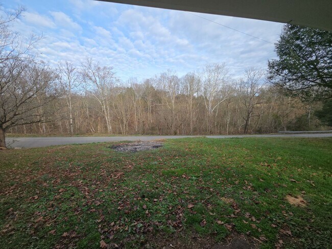 Building Photo - 2517 Cherry Creek Rd