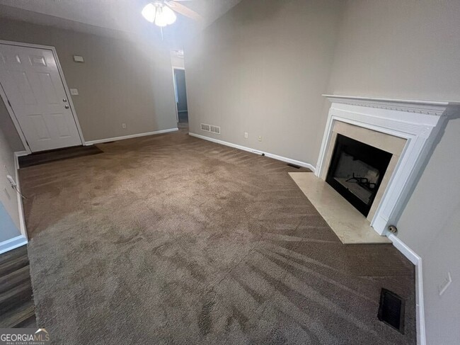 Building Photo - 79 Gold Finch Dr