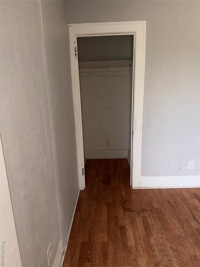 Building Photo - 2174 Springle St