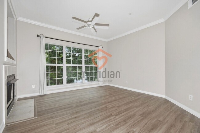 Building Photo - 1 bed / 1 bath on James Island