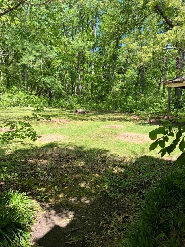 Building Photo - The Willows