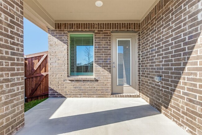 Building Photo - 4113 Turquoise Ave