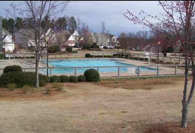 Building Photo - Close to Travelers Rest, Furman University...