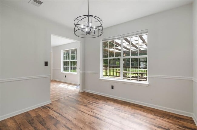 Building Photo - 2055 Amberly Glen Way
