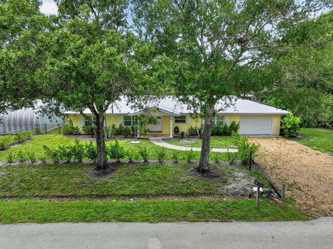 Building Photo - 1125 41st Ave
