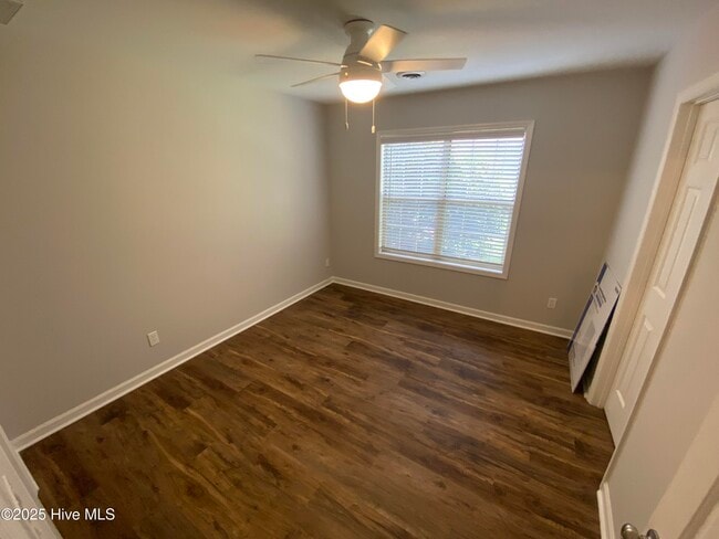 Building Photo - 8 Sand Dollar Dr