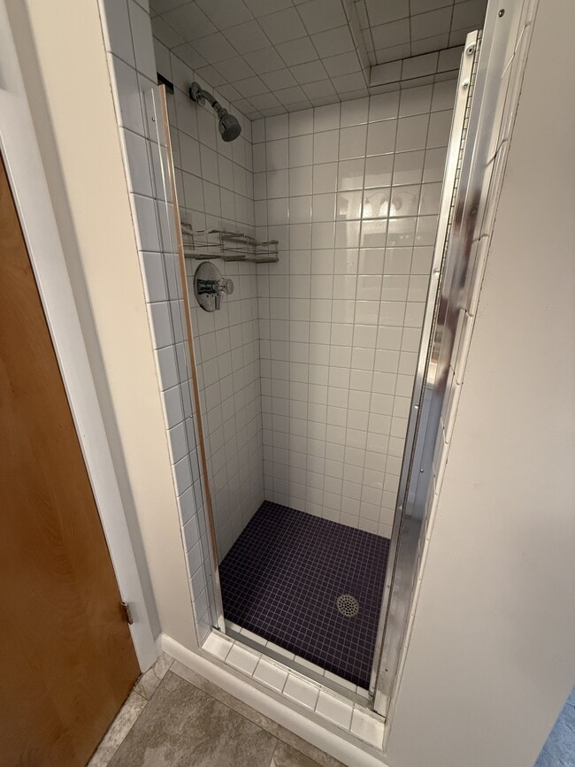 Building Photo - 3201 7th Ave S