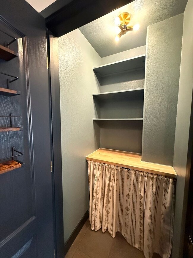 Building Photo - NEW CONSTRUCTION HUGE 1800sf 3BR/3BA 2GR Caballo Hills Townhome Western Views AVAIL NOW