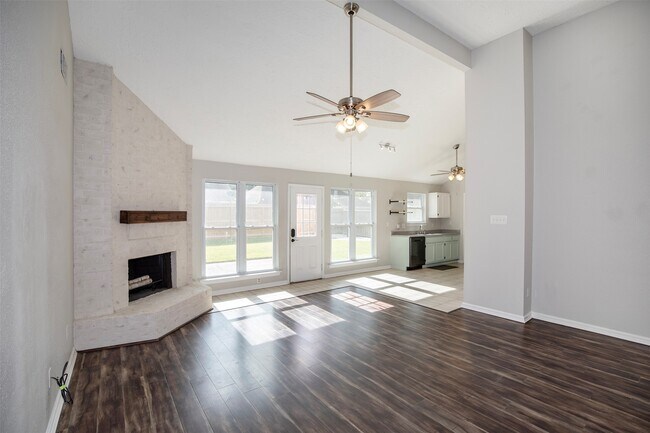 Building Photo - 5617 Fresh Meadow