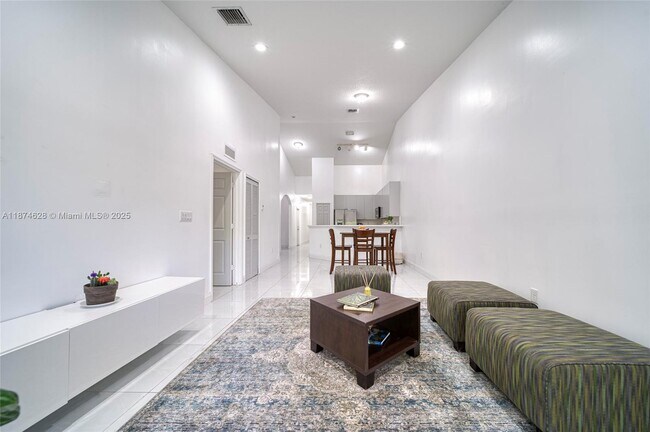 Building Photo - 3243 NE 11th Dr