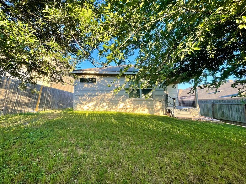 Building Photo - 10228 Crescendo Ln