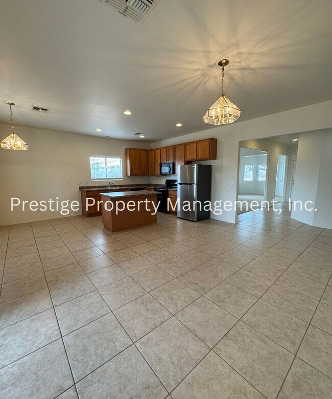 Building Photo - Beautiful Must see Spacious 4/2 Home on the SouthWest Side!!