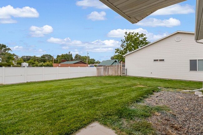 Building Photo - Charming 3-Bedroom Home in a Prime Location