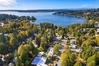 Building Photo - 4bd/3.5ba Kirkland House