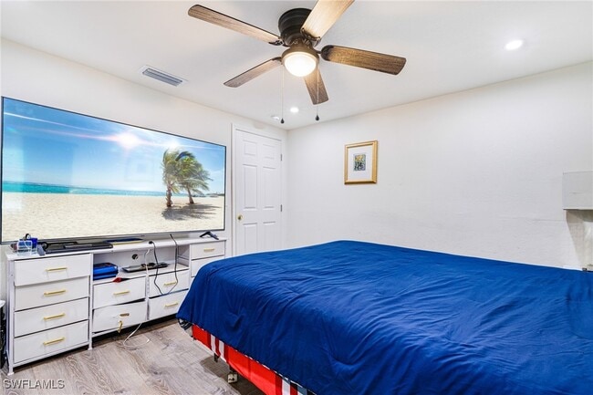 Building Photo - 2012 Wright St