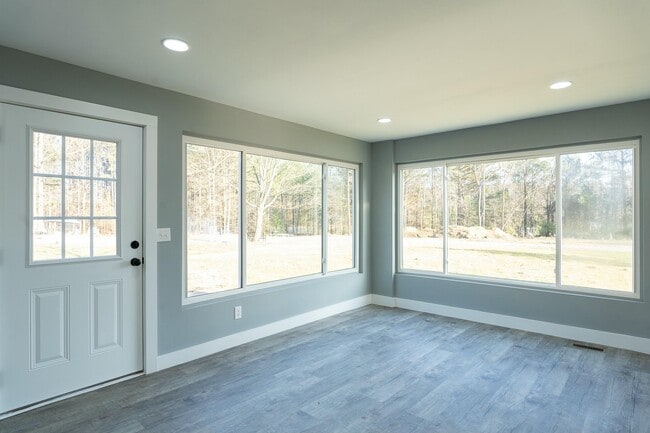 Building Photo - 2267 Old Parksville Rd NE