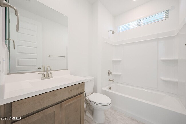 Building Photo - 14768 W Cottontail Ln