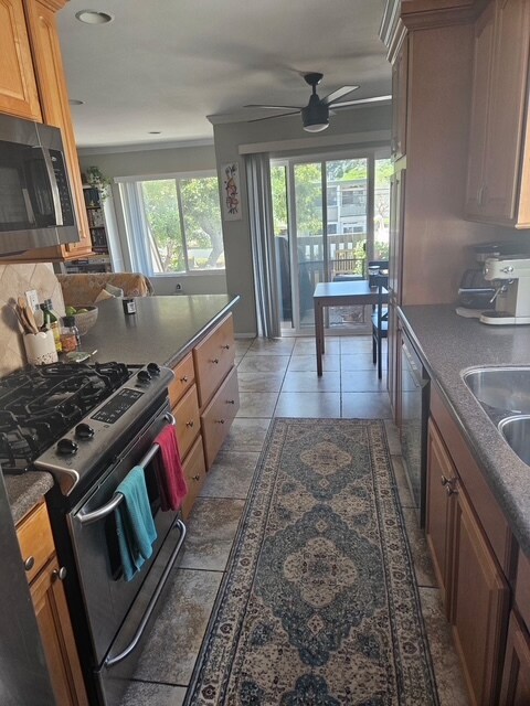 Building Photo - 3844 Groton St