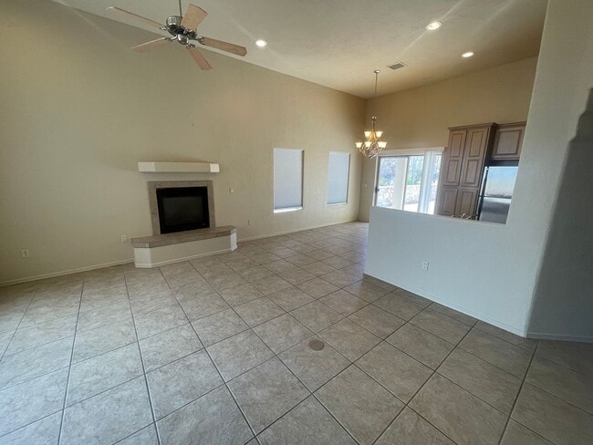 Building Photo - Beautiful 3 Bedroom Home in Sonoma Ranch