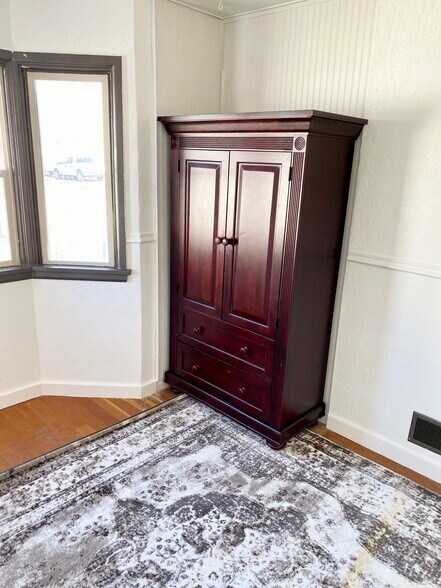 Building Photo - 244 S 100 W