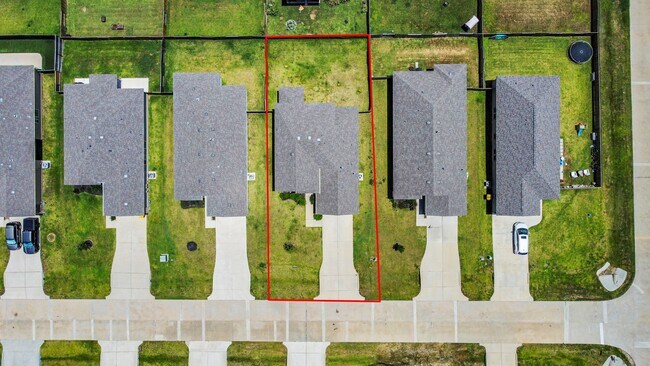 Building Photo - 11408 Natalia Ln