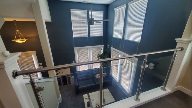 Building Photo - 2 Master Suites Townhome 2 Car Garage