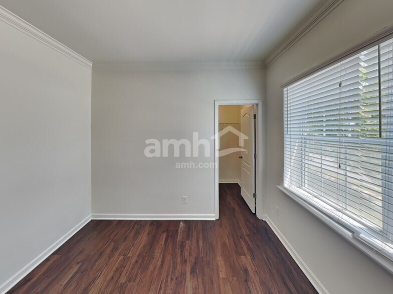 Building Photo - 15105 Carlow Hills Pl