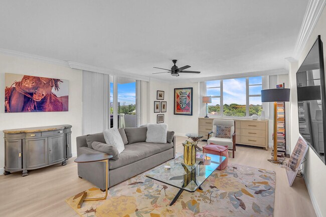 Building Photo - 2800 N Flagler Dr