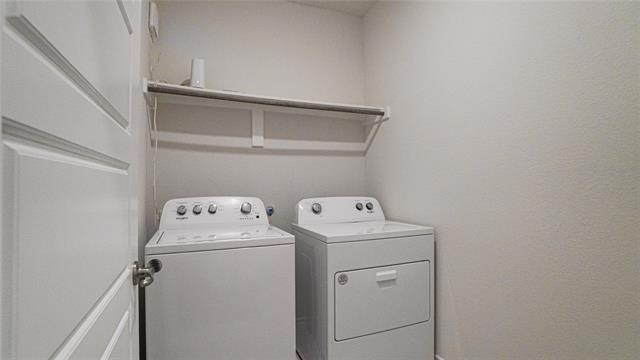 Building Photo - 710 John Adams Ct