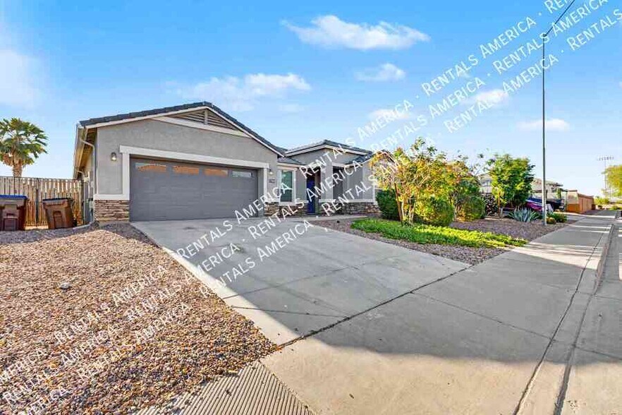 Building Photo - 17028 N Palo Verde St