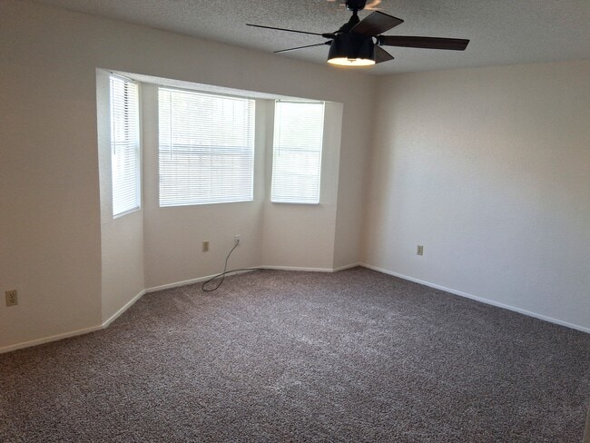 Building Photo - 3515 Plains Dr