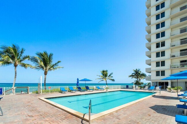 Building Photo - 3215 S Ocean Blvd