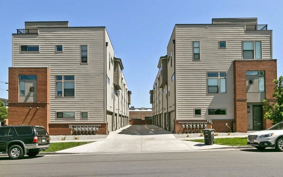 Building Photo - 1465 30th St