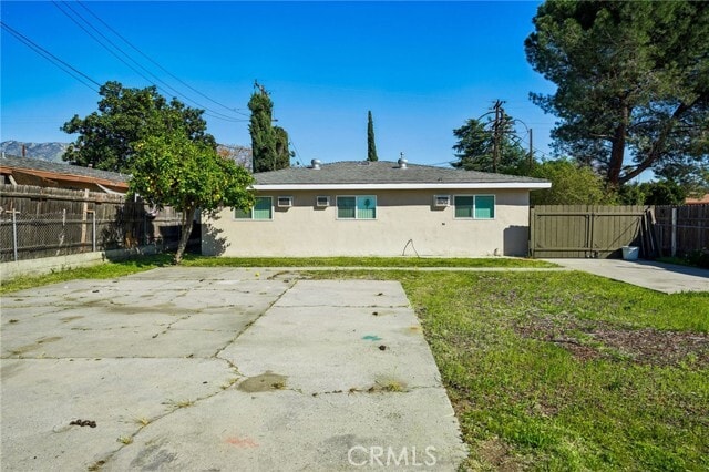 Building Photo - 7390 Valaria Dr