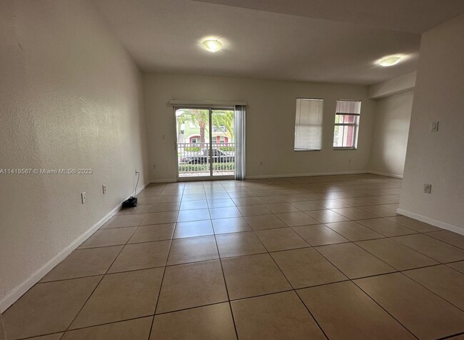 Building Photo - 11002 NW 83rd St