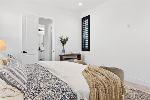 Building Photo - 531 W Laureland Rd