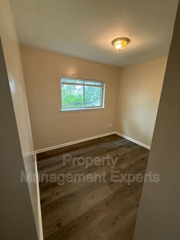 Building Photo - 2110 N Culpeper St