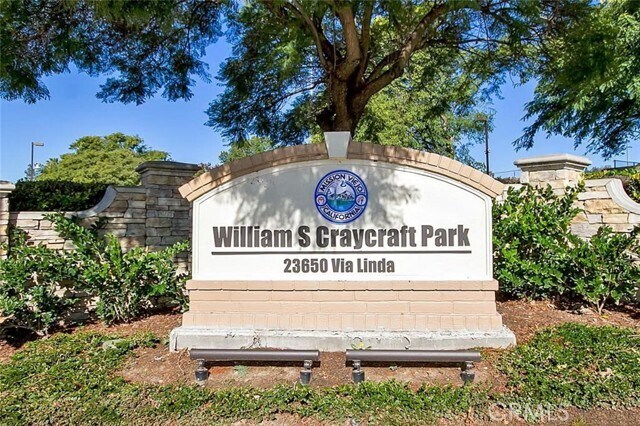 Building Photo - 23401 La Crescenta