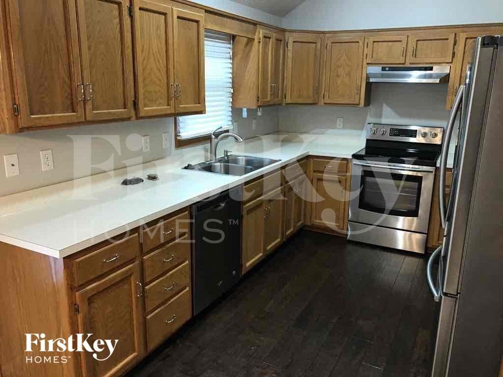 Building Photo - 8320 N Allenton Dr