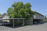 Building Photo - 1046 W Morton Ave, Porterville CA 93257