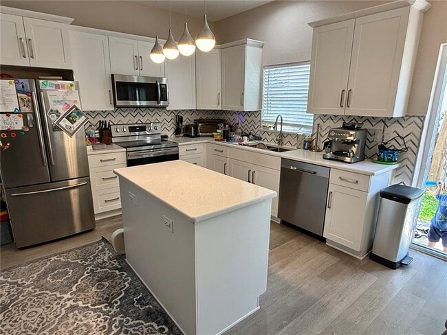 Building Photo - 13201 Opal Ct S