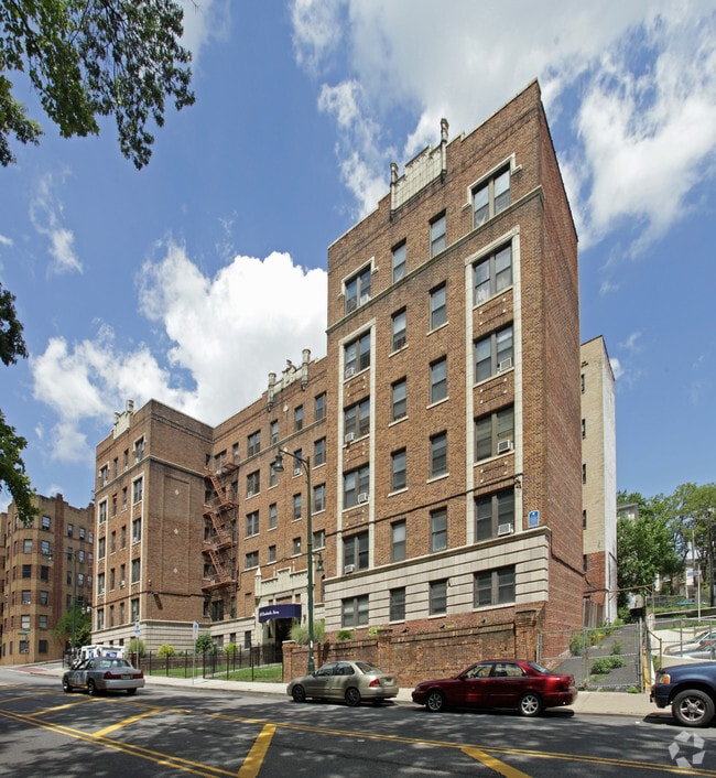 469 Elizabeth Ave 463 Elizabeth Ave Newark NJ 07112 Apartment Finder