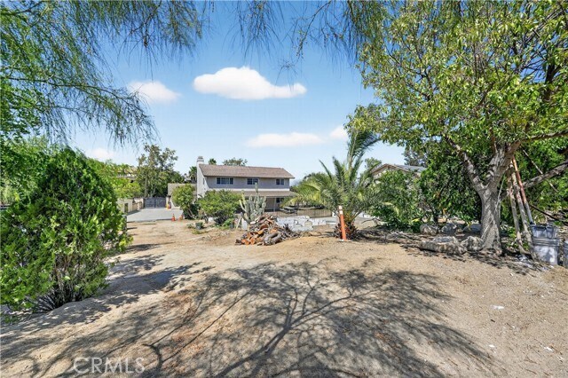 Building Photo - 10728 Valley Dr