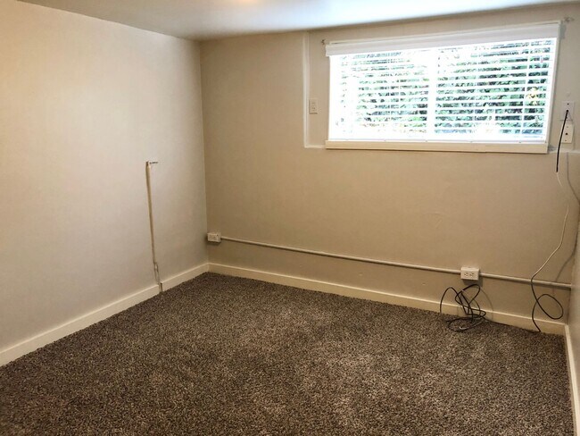 Building Photo - 1411 N Northgate Way