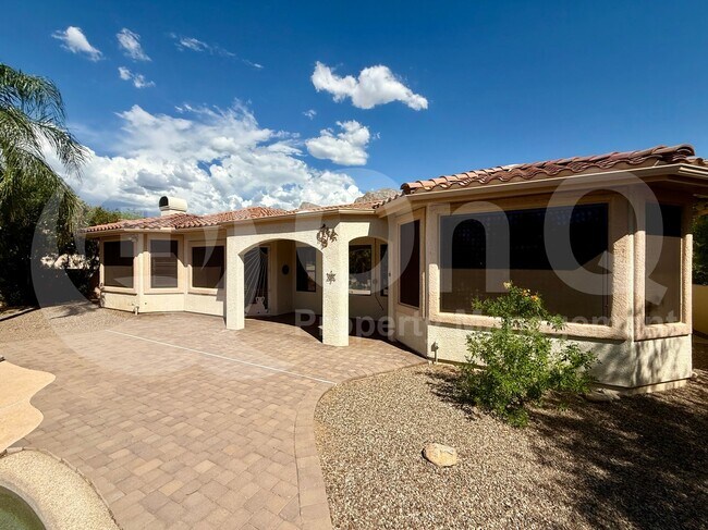 Building Photo - 151 Silverstone Pl