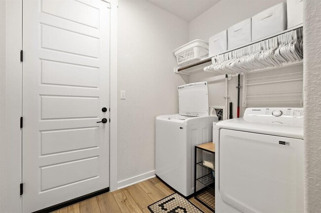 Building Photo - 6410 Mallord Brook Bend