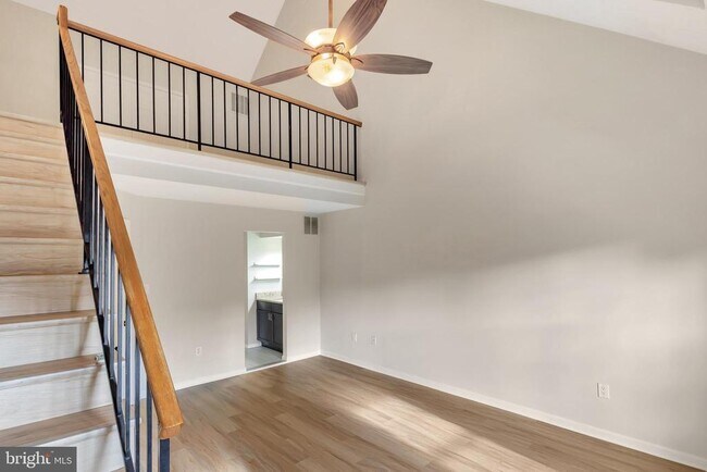 Building Photo - 12867 Mill House Ct