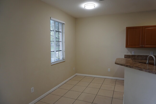 Building Photo - 971 Tortuga Dr