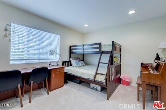 Building Photo - 3008 Muir Trail Dr