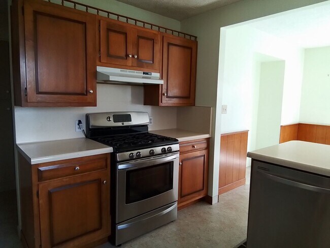 Building Photo - Single family home w / elbow room in Bozeman